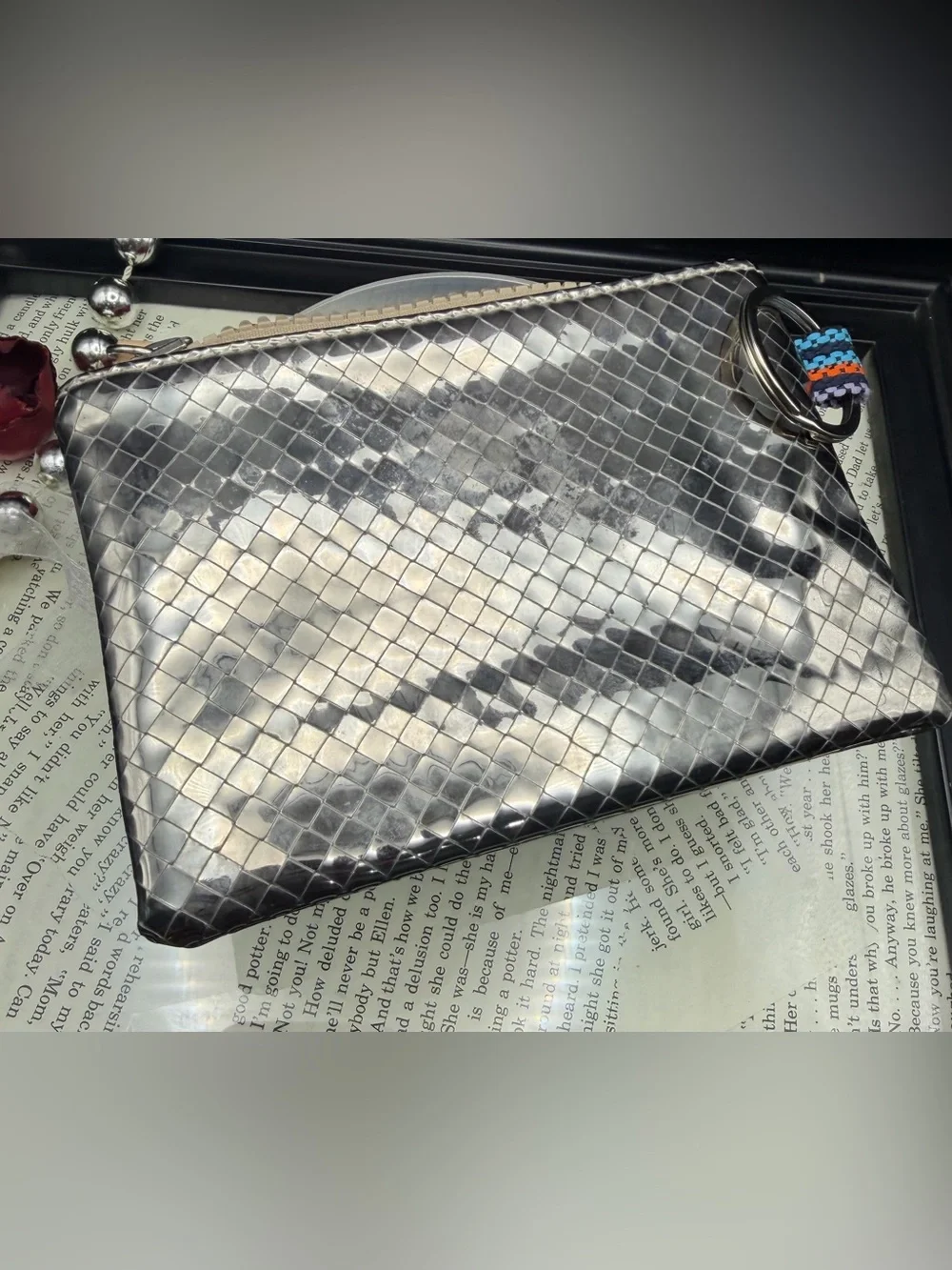 Consuela Kyle Silver Tone Coin / CC Wallet